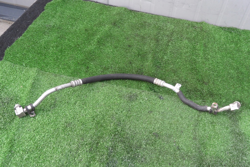 фото №1, Maserati оригинальный номер 670004933 шланг кондиционера