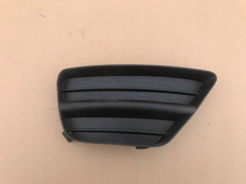 Купить Ford focus mk1 i решётка бампера правая перед