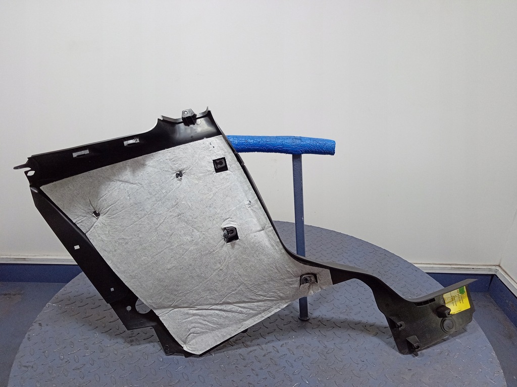 фото №2, Mini clubman r55 обивка обшивка задняя правый