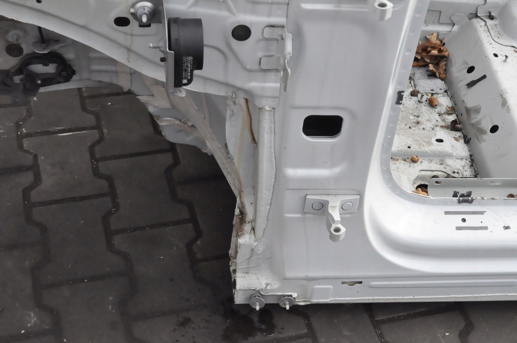 фото №5, Mercedes eqb x243 четверть лонжерон левый перед 7tys lm