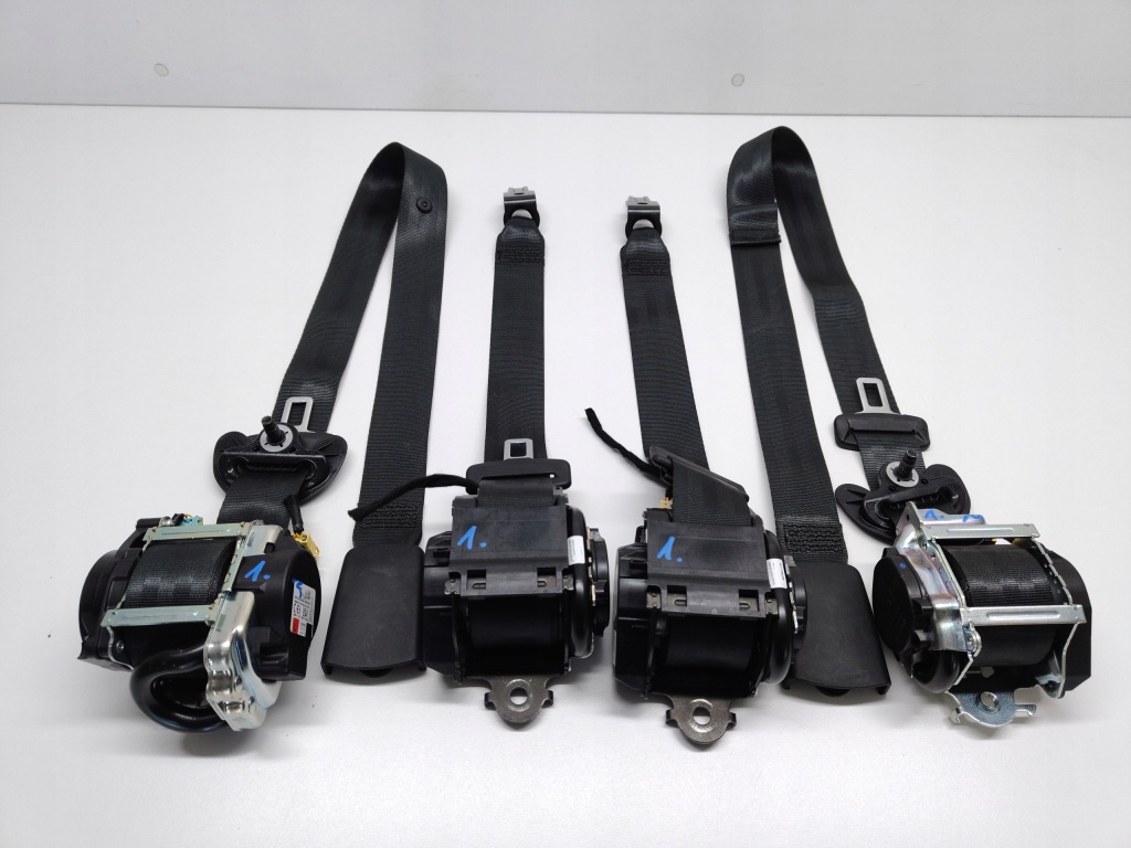 Купить Peugeot 408 ремни безопасности передние задние оригинал 2022-