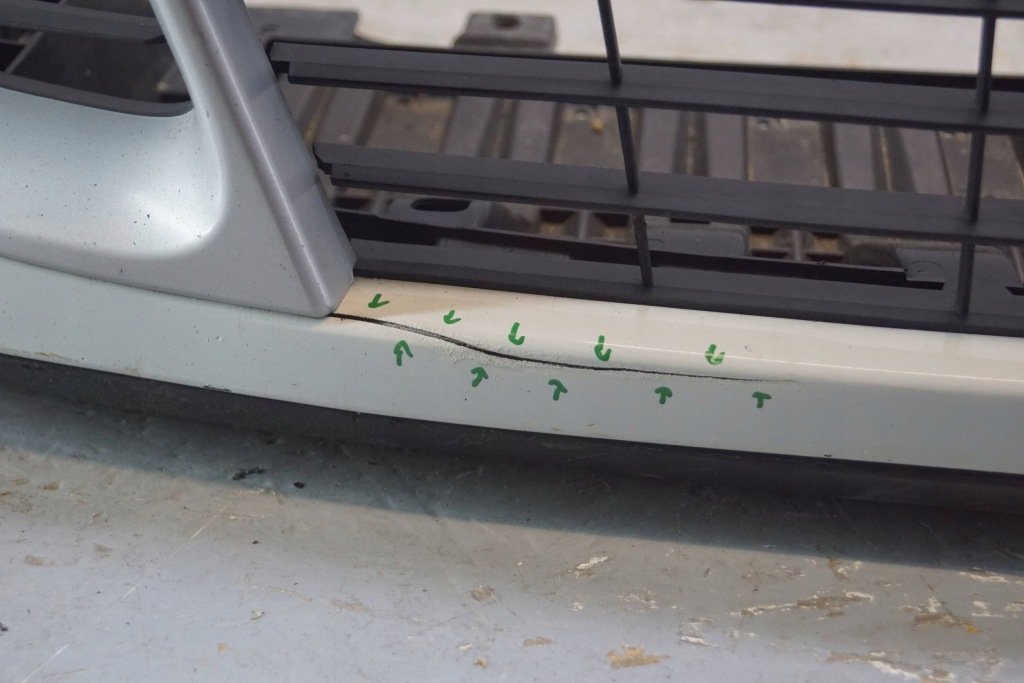 Бампер перед renault megane iii купе z2082 Оригінал