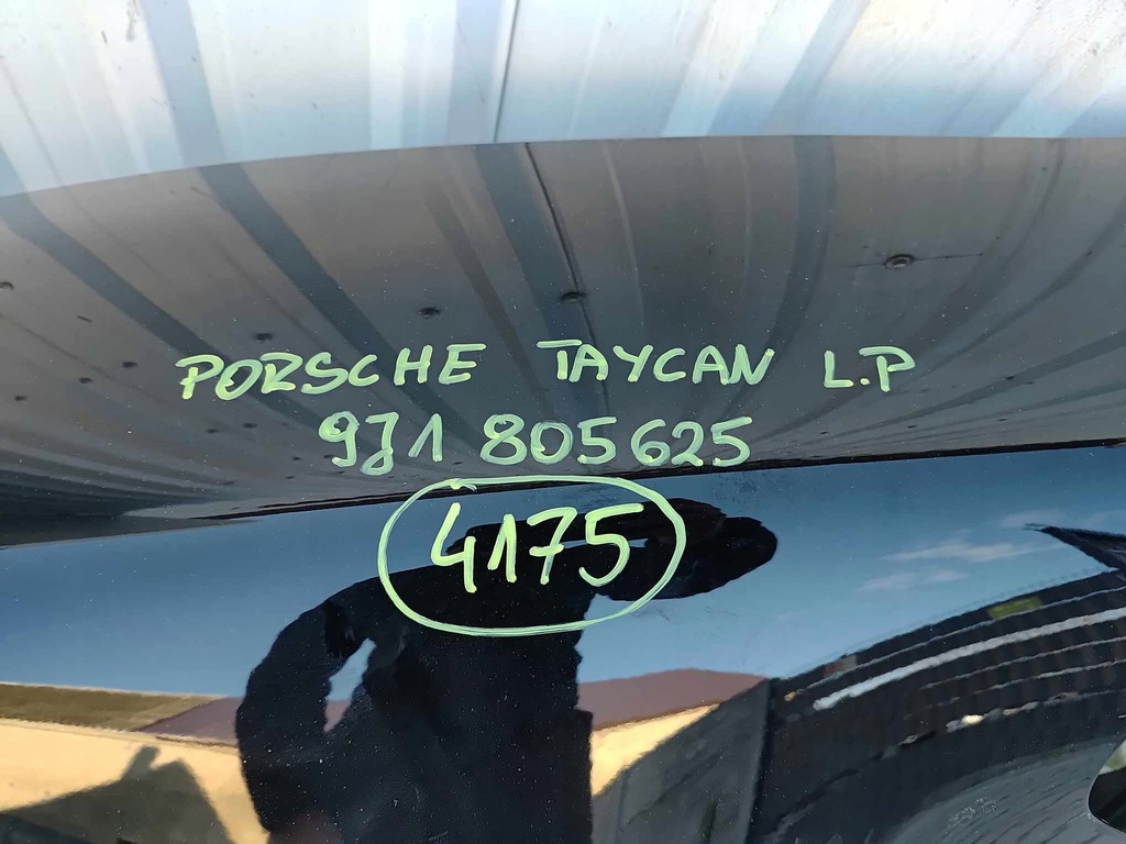 фото №11, Porsche taycan 9j1 крыло левый перед передний 4175