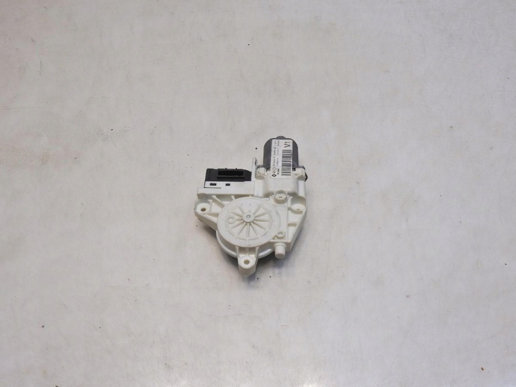 фото №7, Моторчик скло правий задня latitude 827300007r 918205.101