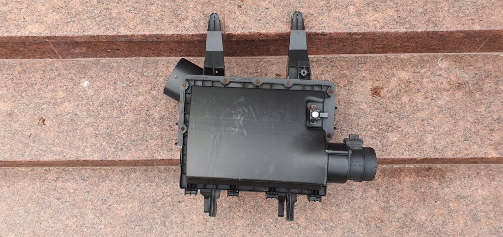 Купить Mercedes sprinter w906 рестайлинг  корпус фильтра воздуха