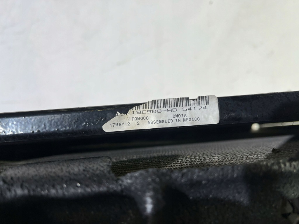 Радіатор вентилятор комплект радіатор ford flex 3.5 2011- Зі Шроту