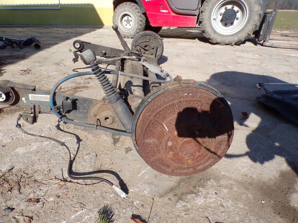 фото №13, Oś балка задняя подвеска peugeot expert ii тормозные барабаны