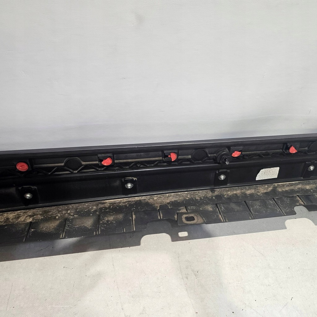 Молдинг поріг ліва maserati grecale trofeo карбон 18073453 в Україні