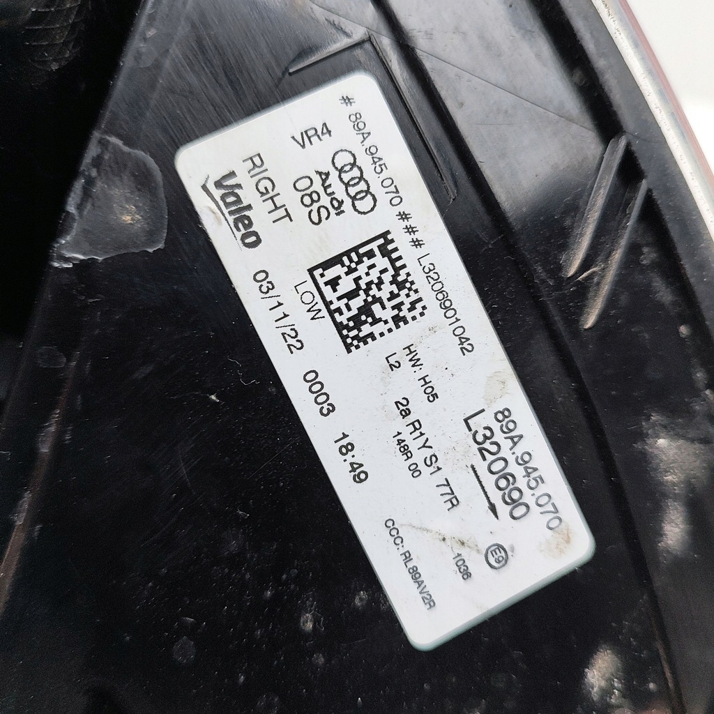 фото №9, Audi q4 sportback e-tron 2023 правая сторона лампа задняя