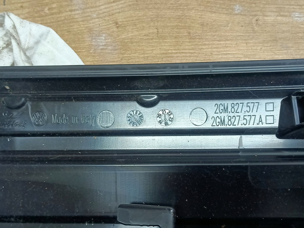 фото №13, Vw t-cross накладка кришки лампа задня задня середня 2gm827577h оригінал 100%