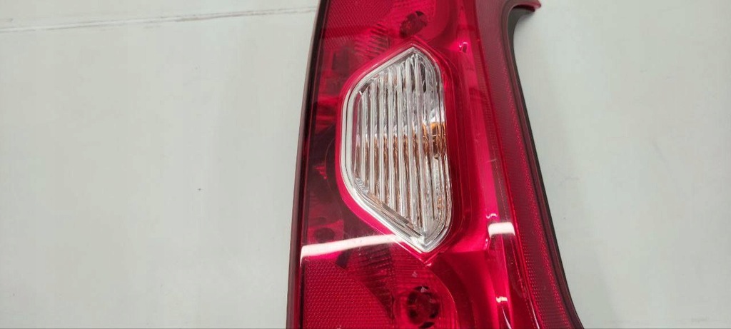 фото №8, Лампа задня права сторона fiat panda 3 2019 521023500