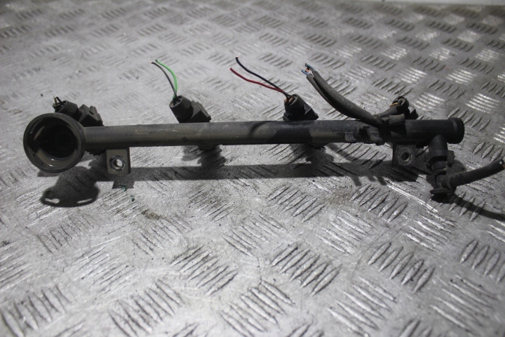 фото №3, Молдинг впрыскная renault laguna ii 1.8 16v