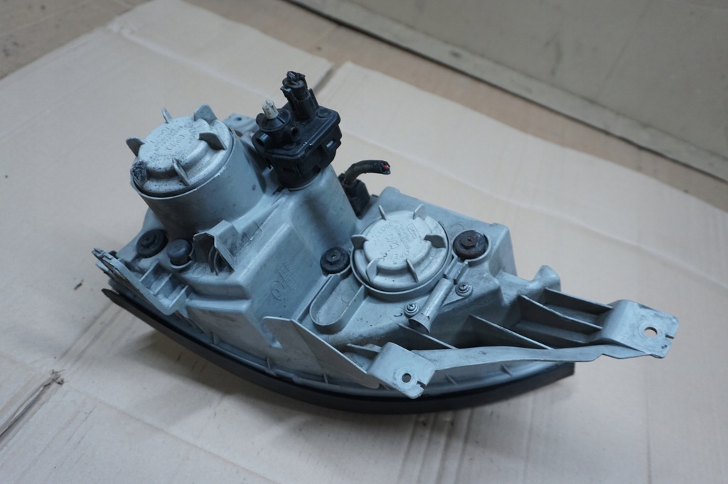 фото №10, Hyundai terracan лампа правый перед правая передняя 04r eu