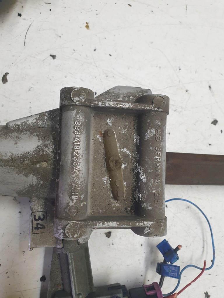 Колонка замок зажигания audi 80 b3 893419233a в Украине