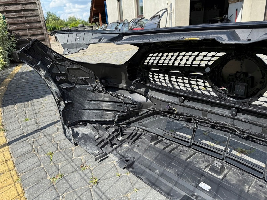 Mercedes gla 247 h247 amg рестайлинг  бампер перед передний kompletny 6x pdc Оригинал