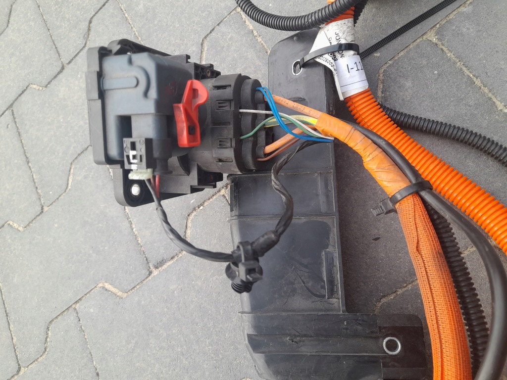 Dacia spring разъём зарядки port кабель Цена