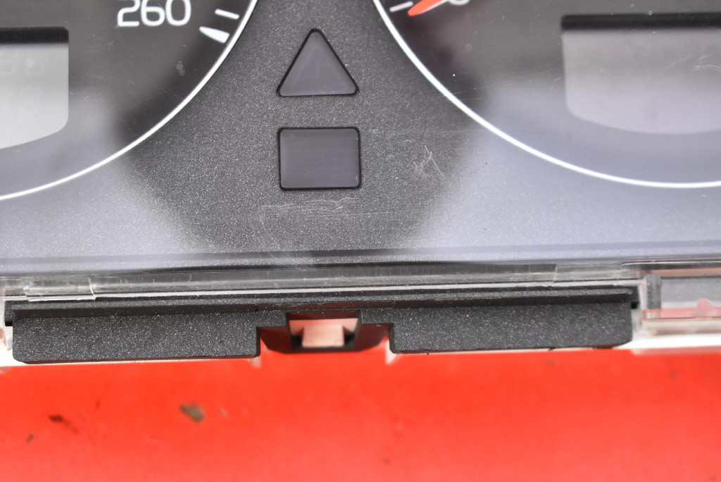 фото №11, Счетчик приборы eu 30746102 volvo s60 1 i 2.4 d 185 km lift 04-09