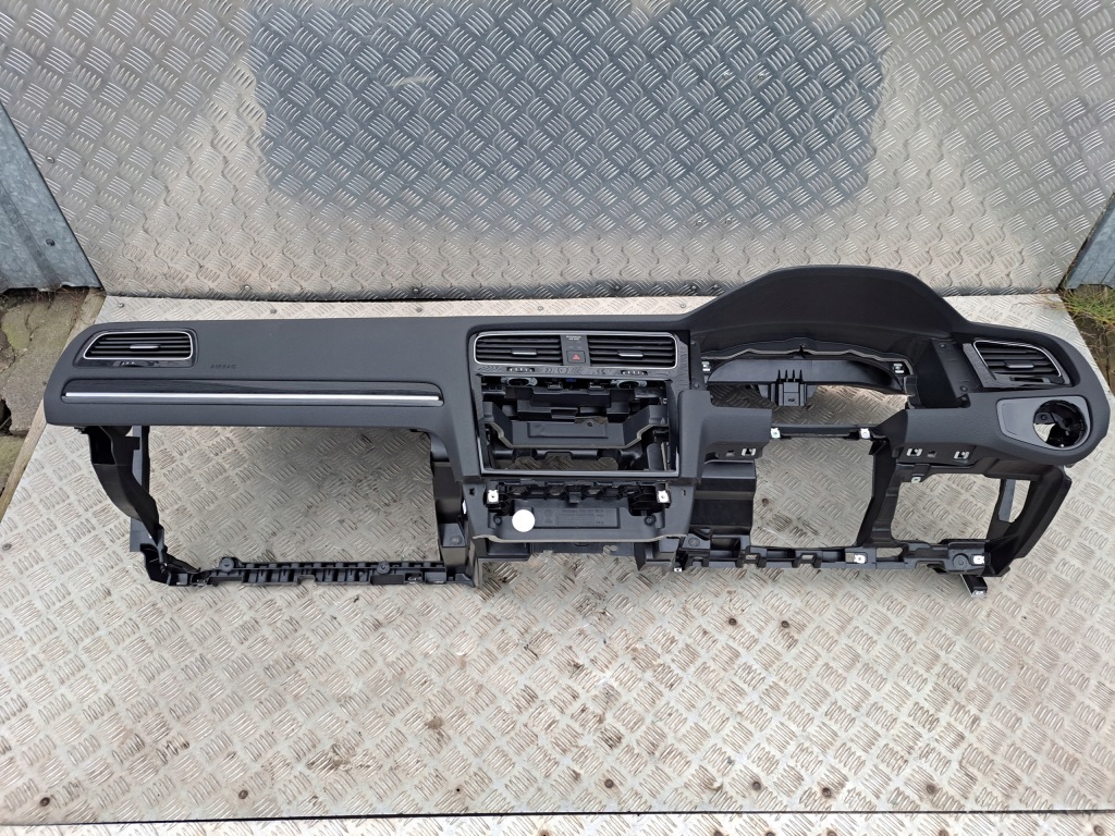 фото №10, Vw golf vii 7 lift htchback 2.0 tdi панель  панель приладів приладова uk