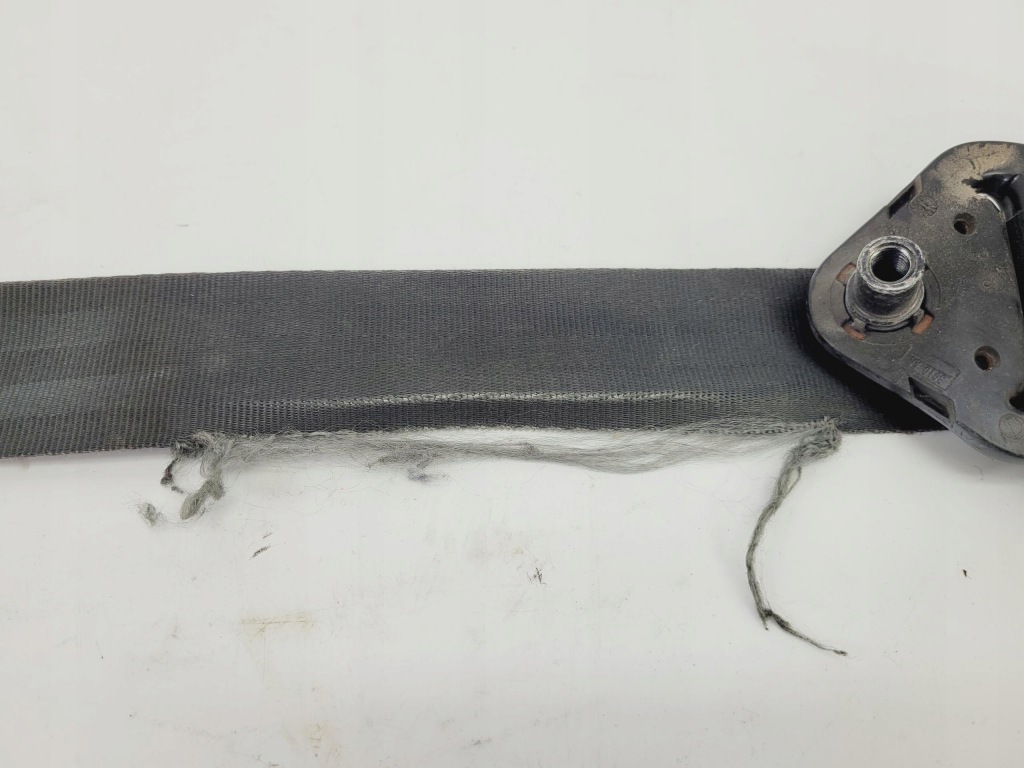 Ремінь безпеки лівий перед renault kangoo 2 2013- 8200448753 Оригінал