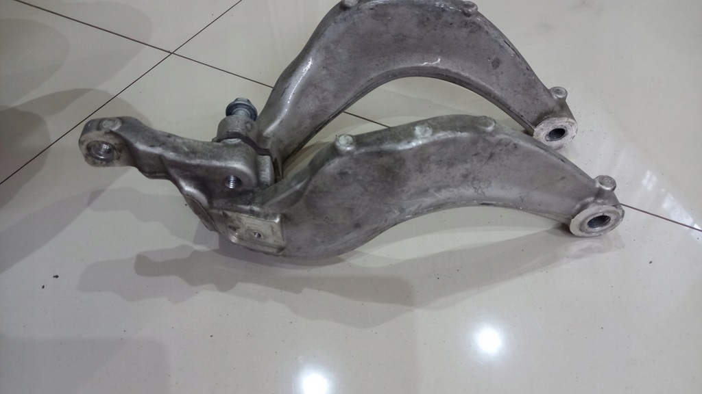 фото №4, Кронштейн амортизатора ліва volvo xc90 ii v90