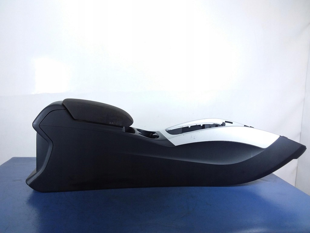 фото №4, Audi q5 8r подлокотник туннель средний 8r0864981