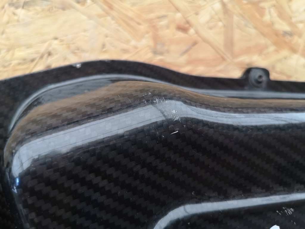 фото №5, Корпус фильтра воздуха audi a6 c5 rs6 карбон