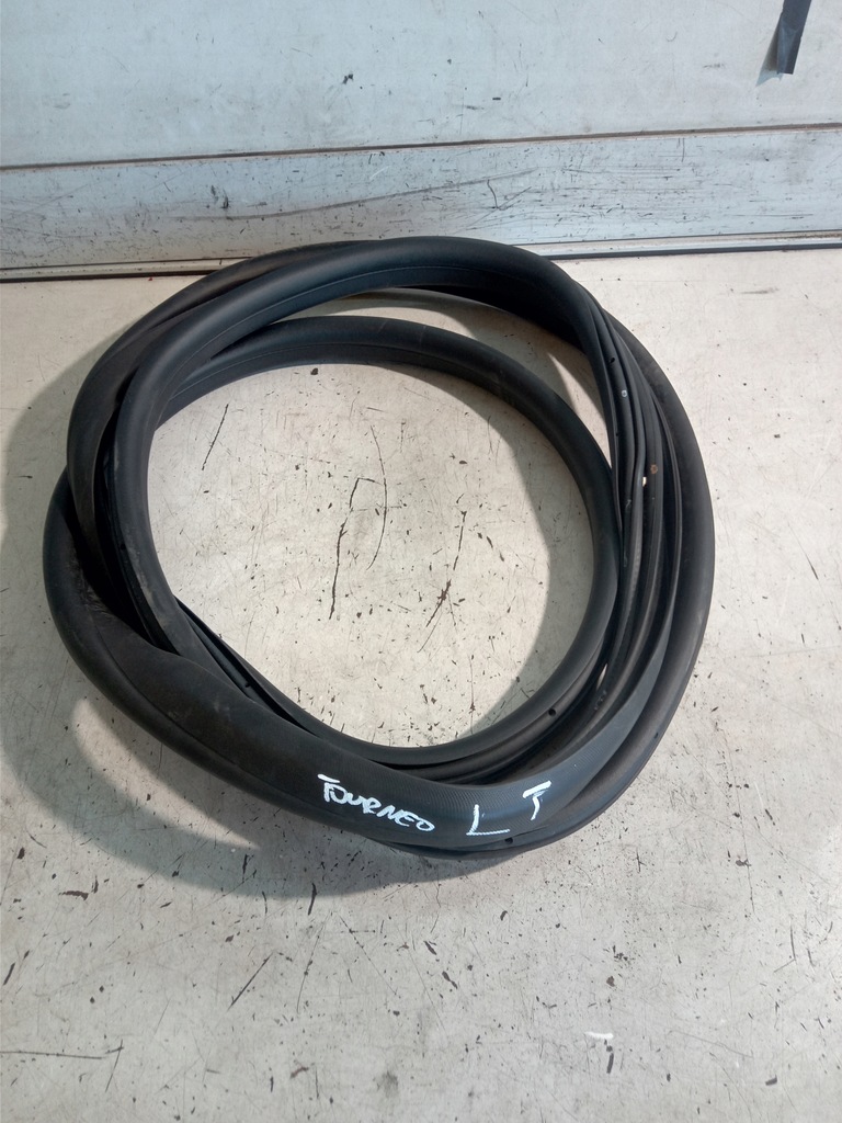 фото №1, Ford tourneo connect mk2 прокладка дверь левый задняя