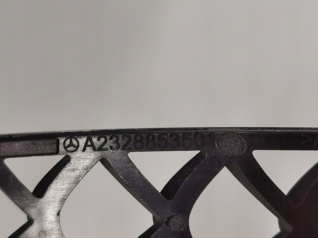 Купить Решётка вентиляционная бампера заднего mercedes sl w232 amg правая i левая 704.