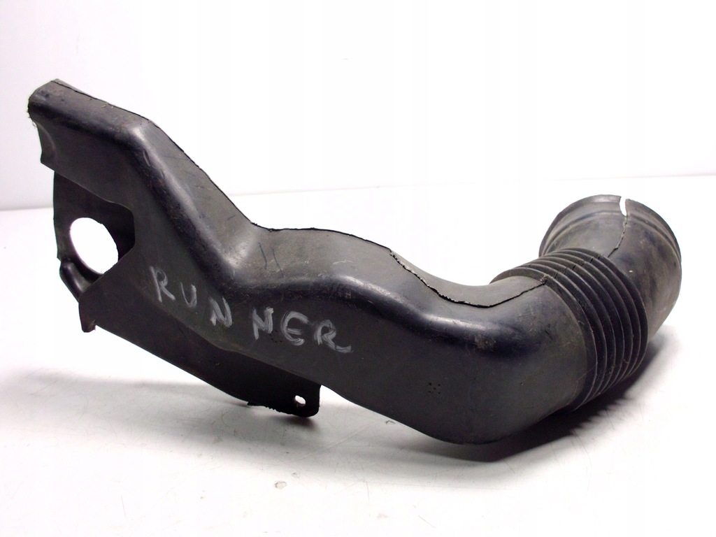 фото №2, Mitsubishi space runner 2.0d повітрозабірник труба повітря