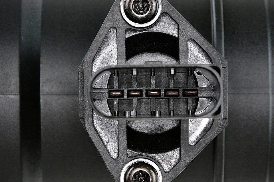 Витратомір audi a4 2.0 2000-,a6 2.0 2001-,vw passat 2.0 2001- Доставка