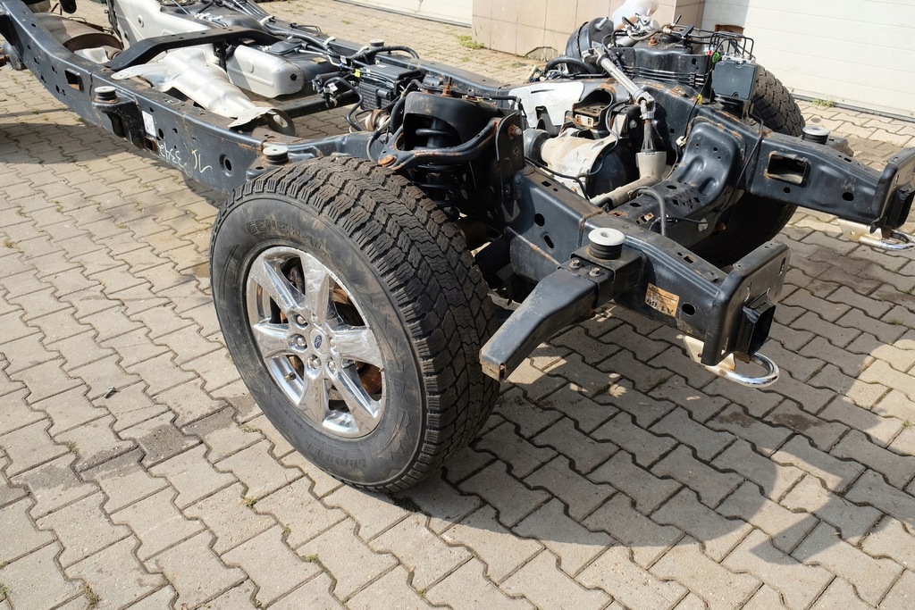 фото №1, Ford f150 2015-2020 поворотный кулак рычаг перед r usa