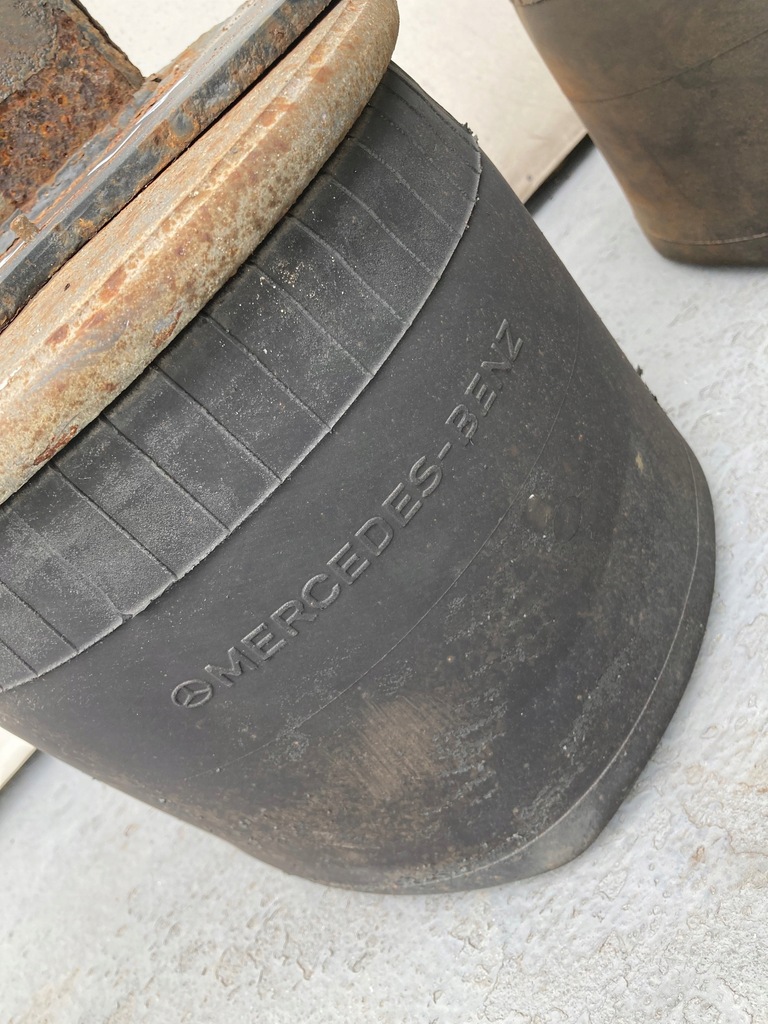 фото №3, Mercedes actros mp4 standart подушка задня пневмоподушка 6122n