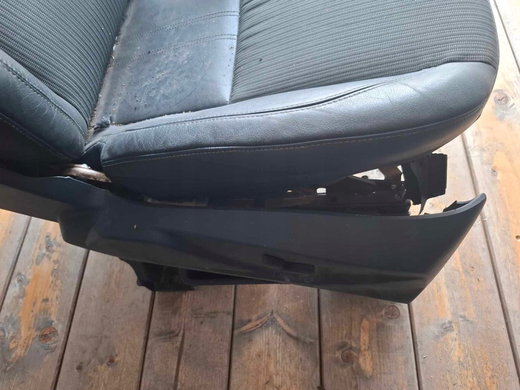 фото №10, Комплект сидений pół кожа trzy ряды ford grand c-max версия uk