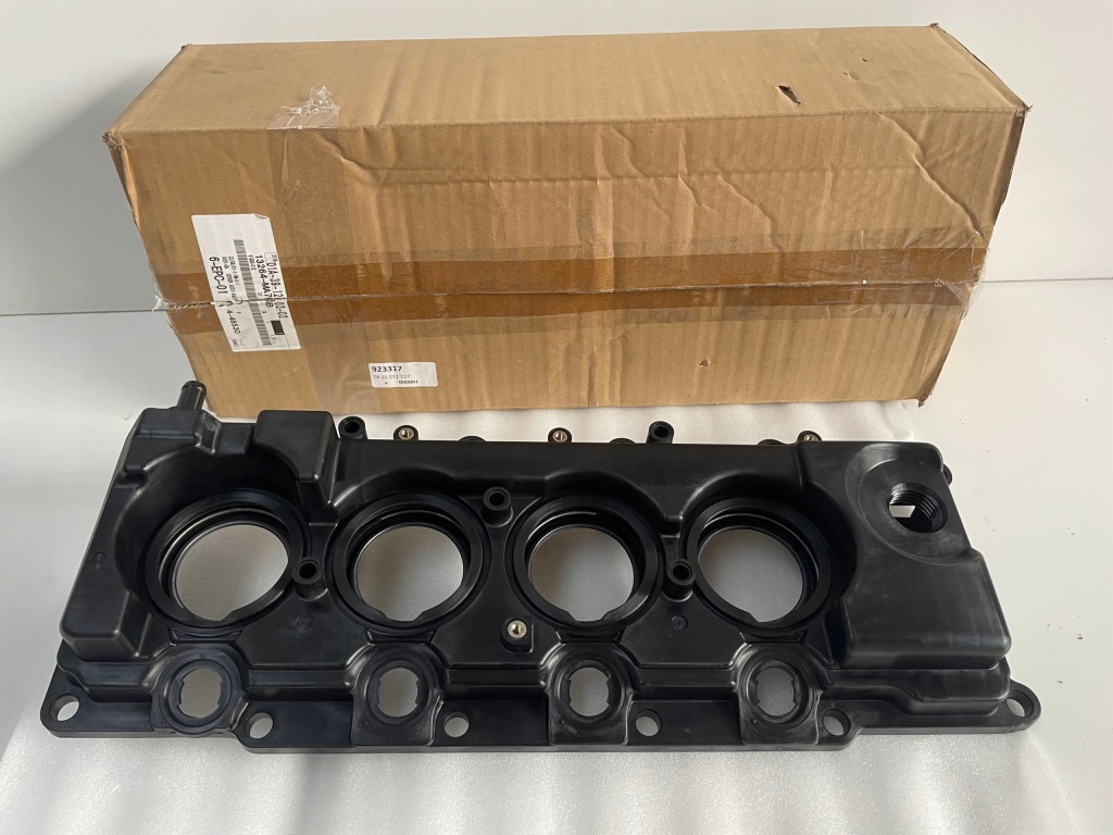 Купити Кришка клапанів renault mascott 3.0 13264-ma70b nowa оригінал