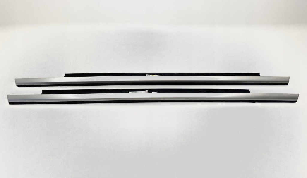 фото №1, Молдинг ущільнювач віконна audi a3 s3 sr3 задня