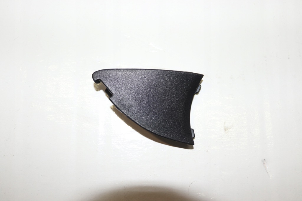 Купить Opel astra j iv рестайлинг  заглушка решётки бампера правый