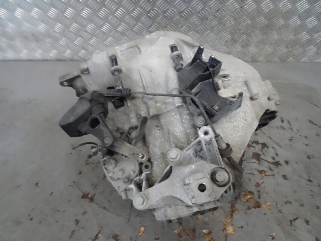 фото №1, Коробка передач передач volvo c30 2.0 d 6n5r7002aa