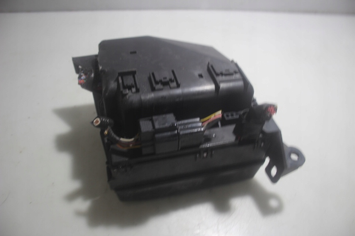 фото №1, Коробка предохранителей mitsubishi outlander i 2.0