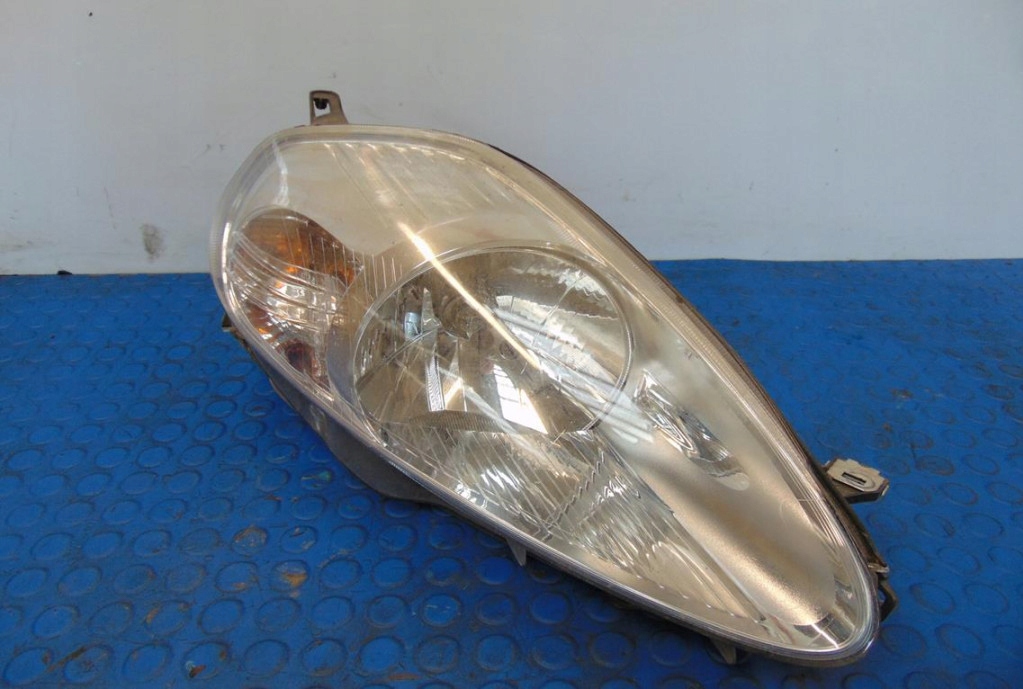 фото №1, Fiat grande punto фара правий