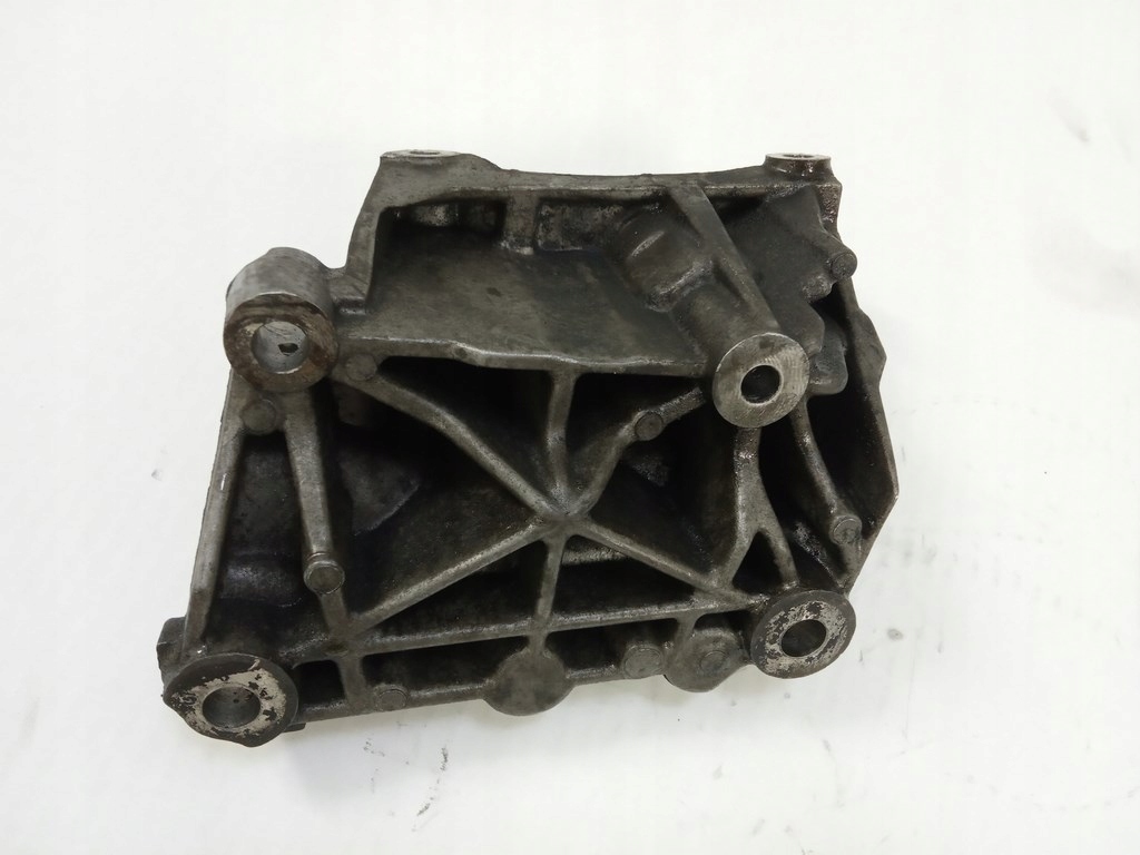 Ford s-max mk1 2.2 tdci 06-10r. - кронштейн двигателя Недорого