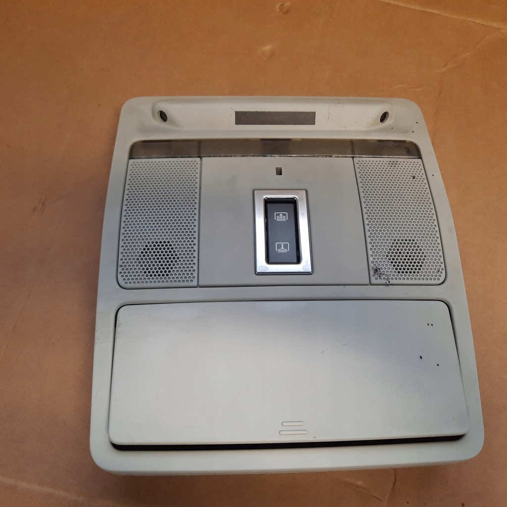 фото №1, Range rover evoque лампа потолочный освещение ej32-15k609-aa