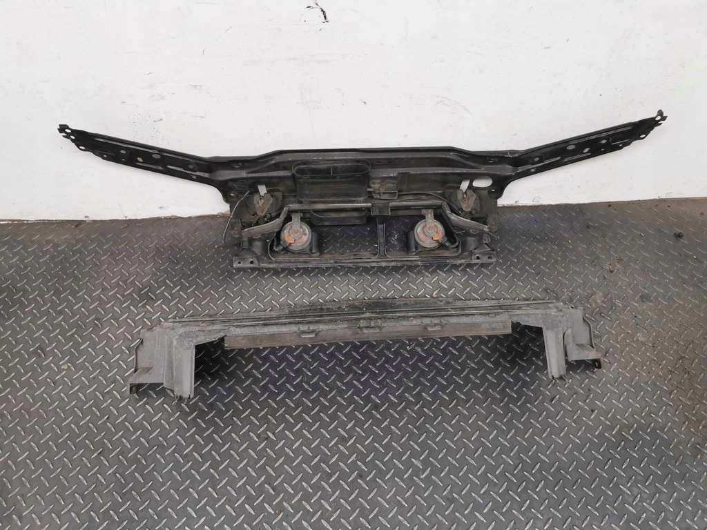 фото №4, Коробка предохранителей volvo оригинальный номер 30679527