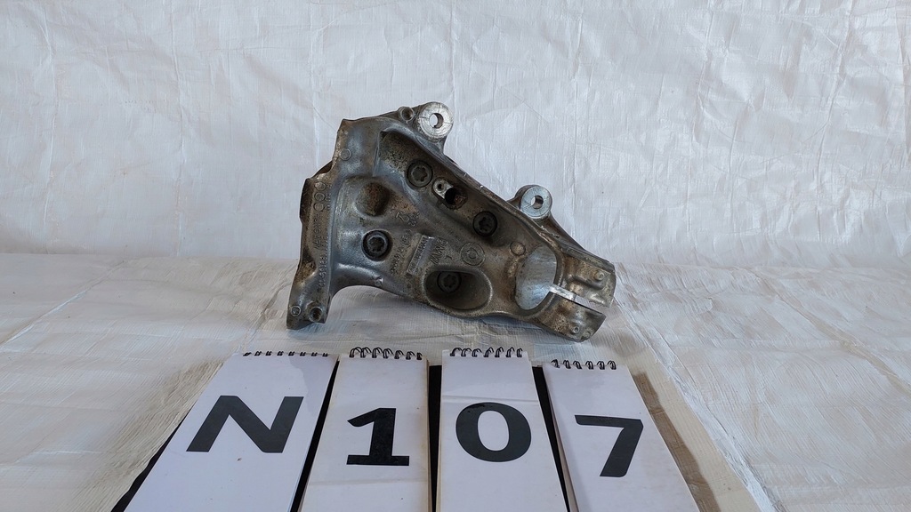 фото №1, Bmw оригинальный номер 6792285 поворотный кулак