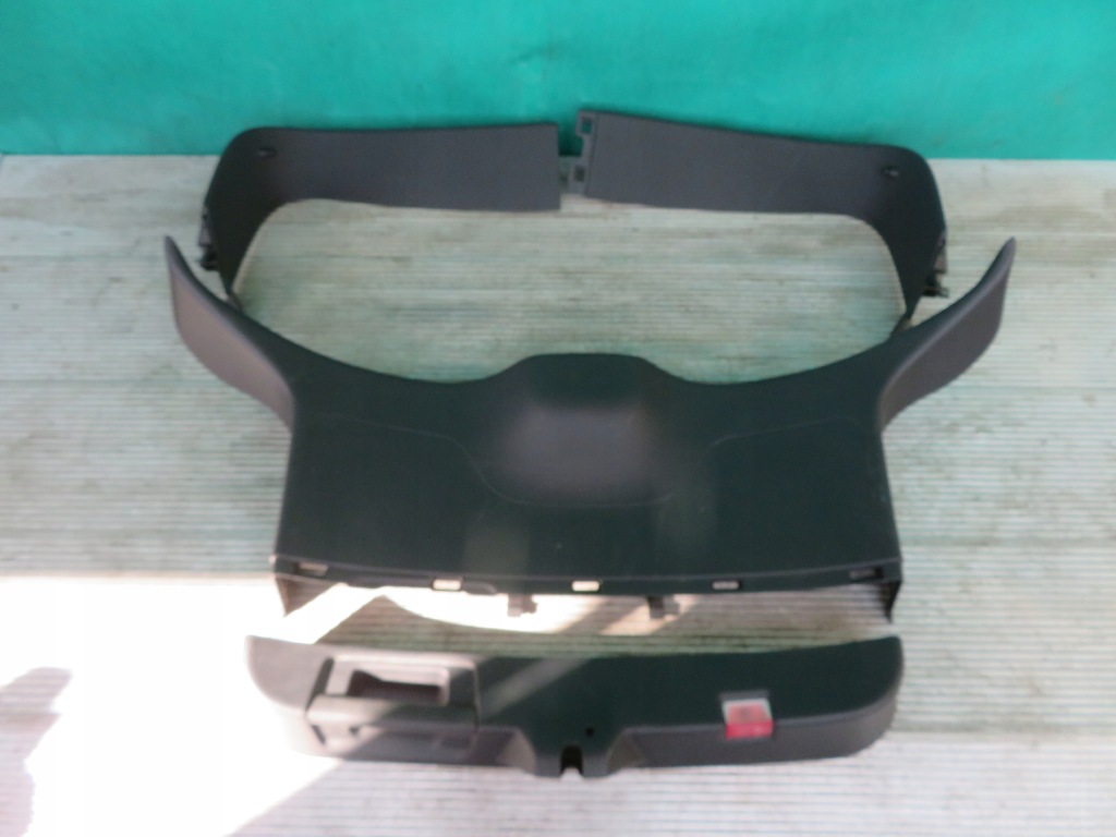 фото №1, Оббивка кришки багажника mercedes w176 amg 17r