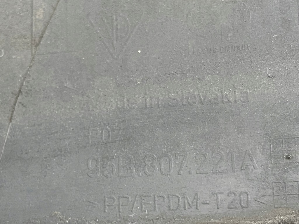 B1 porsche macan s 2015 бампер перед kompletny pdc 95b807221a a1 041 Киев