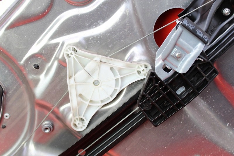 фото №13, Підйомник mercedes a2125407205