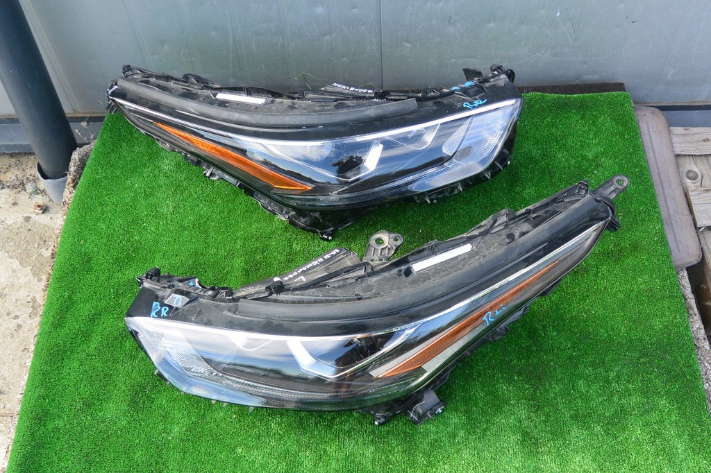 фото №1, Toyota highlander usa лампа права ліва led 19- kpl