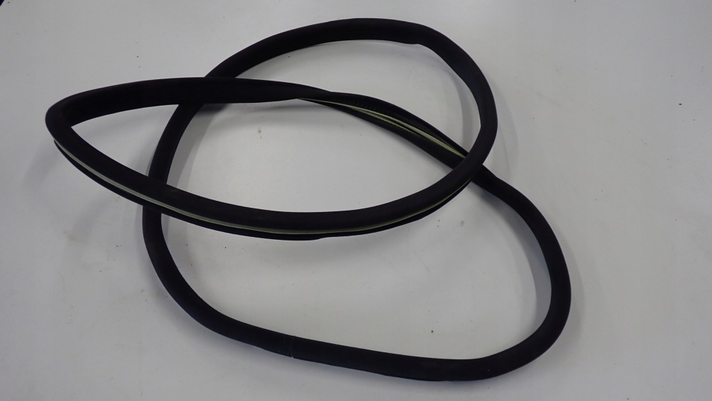 фото №1, Прокладка внутренняя дверь правый задняя mercedes w220