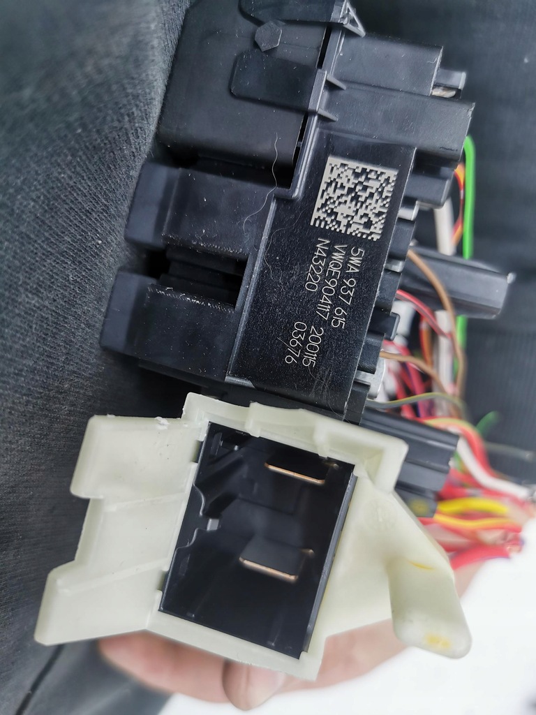 фото №8, Набор стартовый vw golf viii 1.5 tsi 130km 20-24