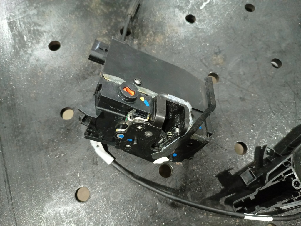 фото №9, Citroen c4 picasso ii - замок дверь правый задний